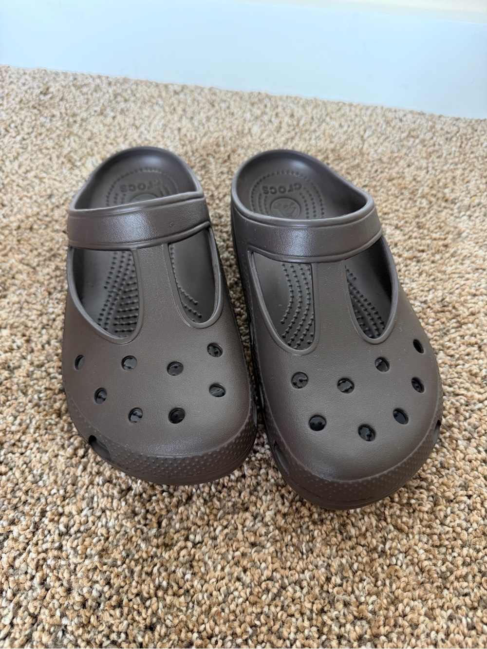 CROCS Candace Clog T-Bar Top Women's Brown Comfortable Mules Sandals - Picture 2 of 7